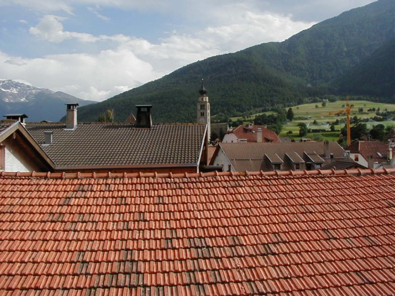 glorenzarooftops.jpg